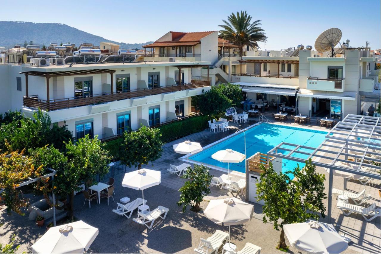 Ilyssion Holidays Hotel إياليسوس المظهر الخارجي الصورة