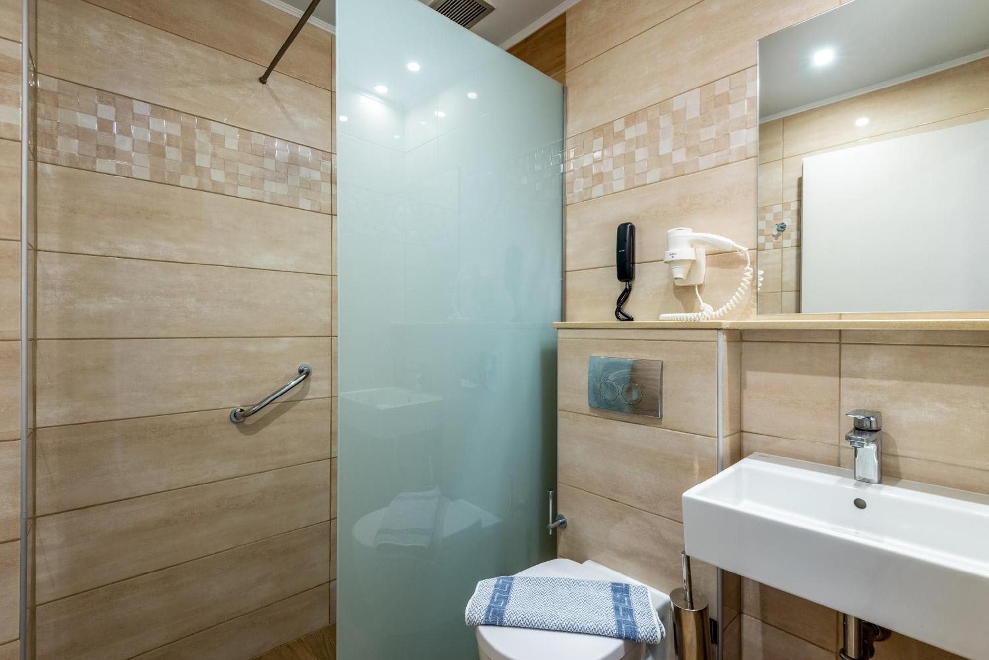 Ilyssion Holidays Hotel إياليسوس الغرفة الصورة