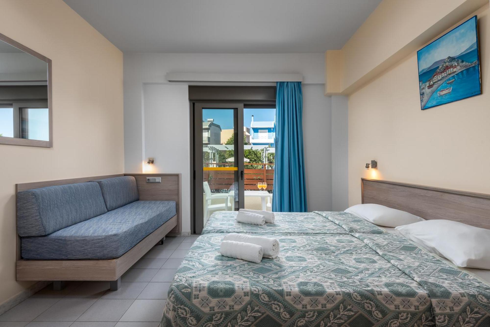 Ilyssion Holidays Hotel إياليسوس الغرفة الصورة