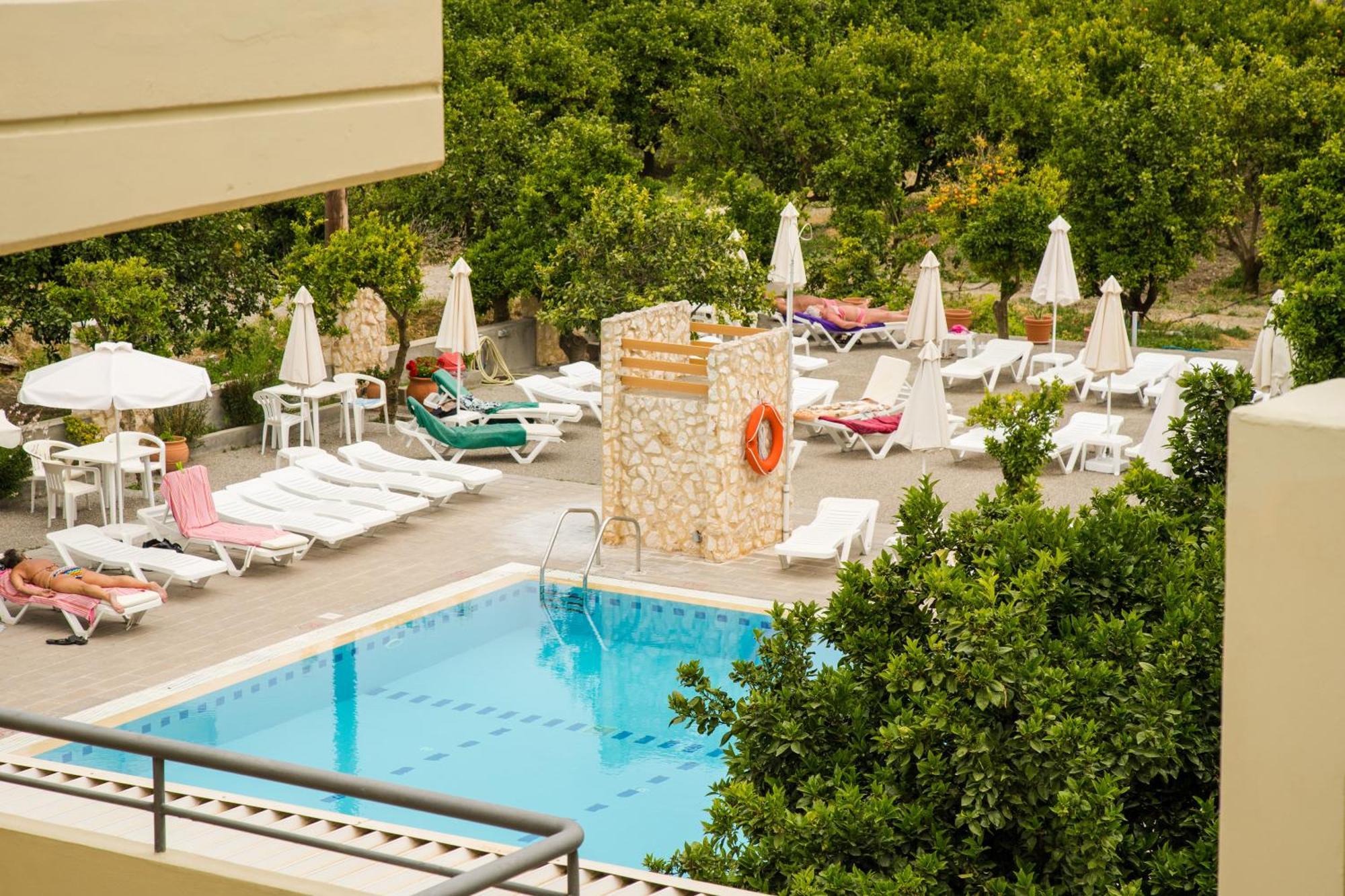 Ilyssion Holidays Hotel إياليسوس الغرفة الصورة